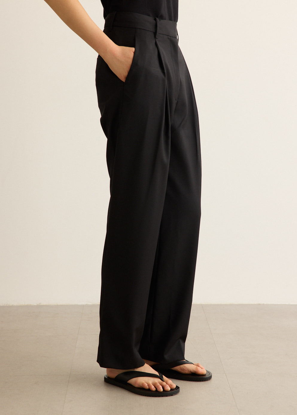Wool Straight Leg Pants with Double Pleats and Tailored Fit