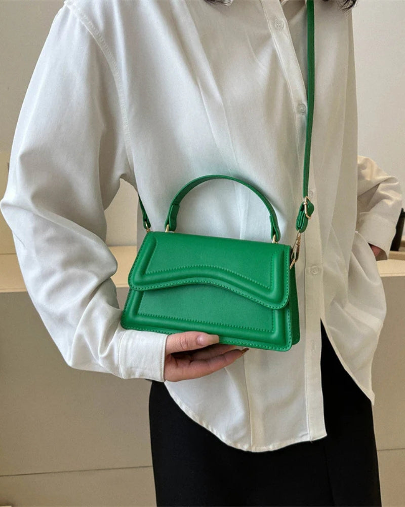 The Queen Handbag