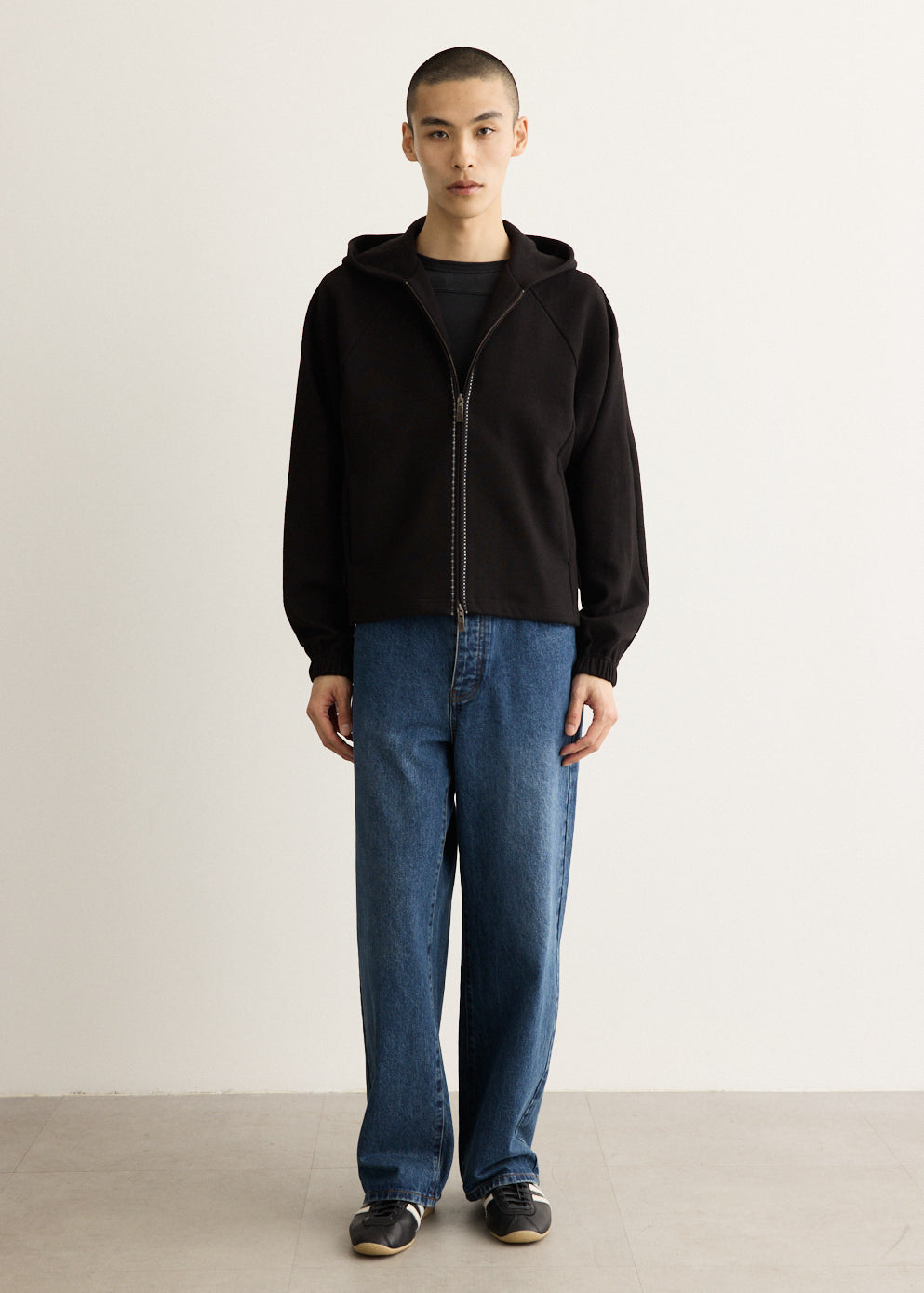 Zip-Up Hoody with Raglan Sleeves and Contrast-Stitch Detailing